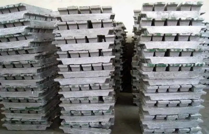 Lead Ingots - lead scrap supplied by Metallic Metal Trading FZCO